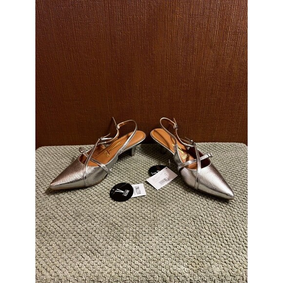 Vizzano Pelica Heels Size 6 (Style Code Prata 1122.885)  Color Metallic Silver - Picture 2 of 5